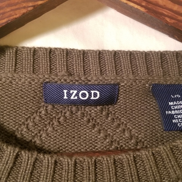 Izod Men's Sweater - Picture 3 of 3